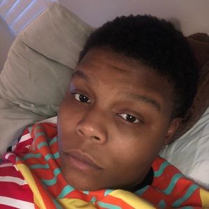 Meet your Posher, Chechelle